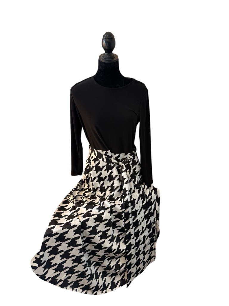 Anne Klein Black And White Houndstooth Dress With Tie Waist